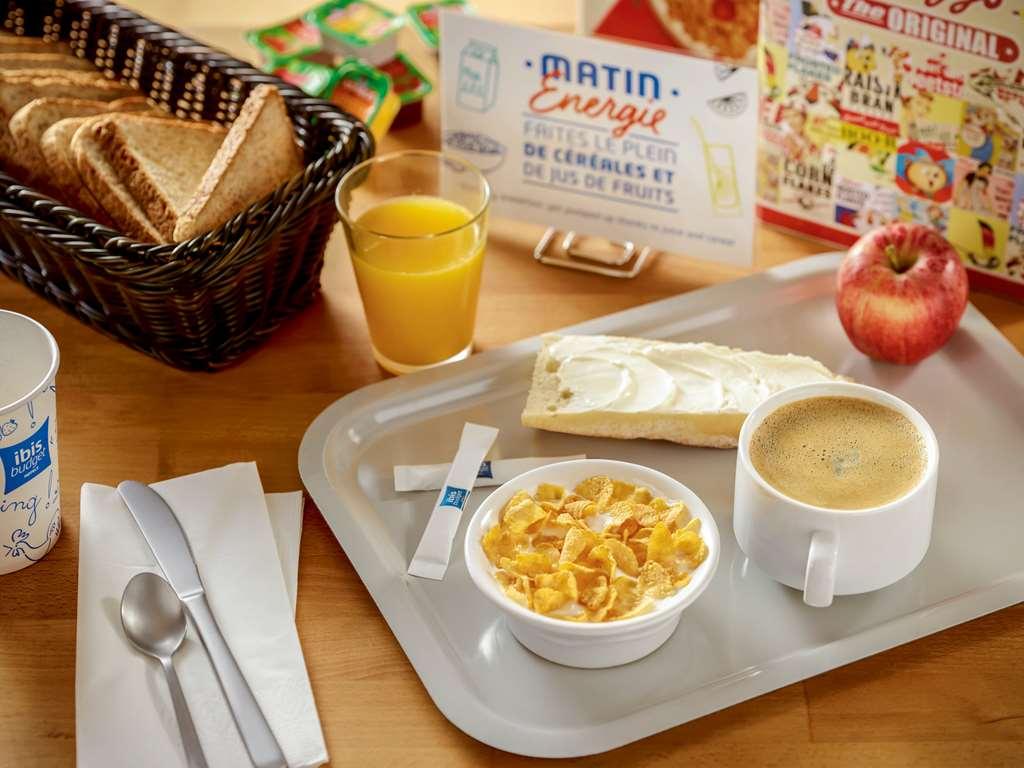 Ibis Budget Lyon Est ベノ レストラン 写真